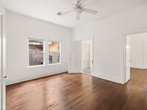 1710 White Oak Drive, Houston TX 77009