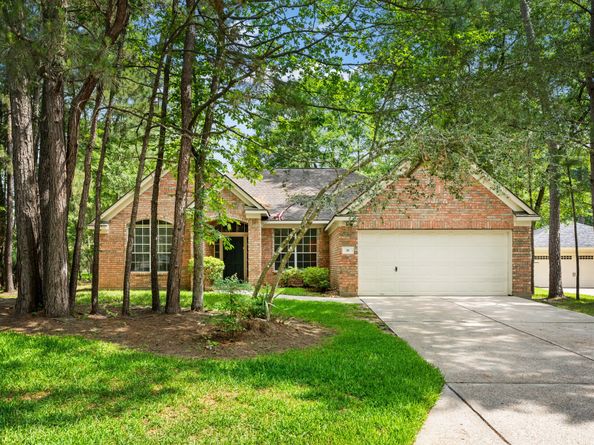 54 Legend Mill Court, The Woodlands TX 77382