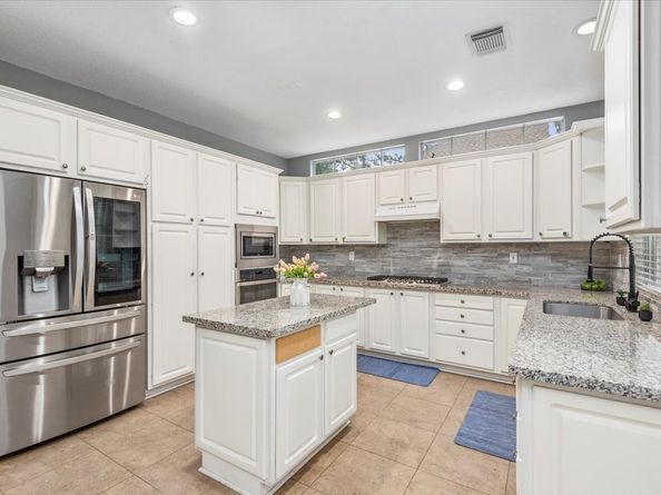 43 Glade Bank Place, The Woodlands TX 77382