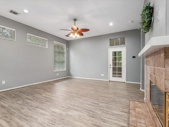 43 Glade Bank Place, The Woodlands TX 77382