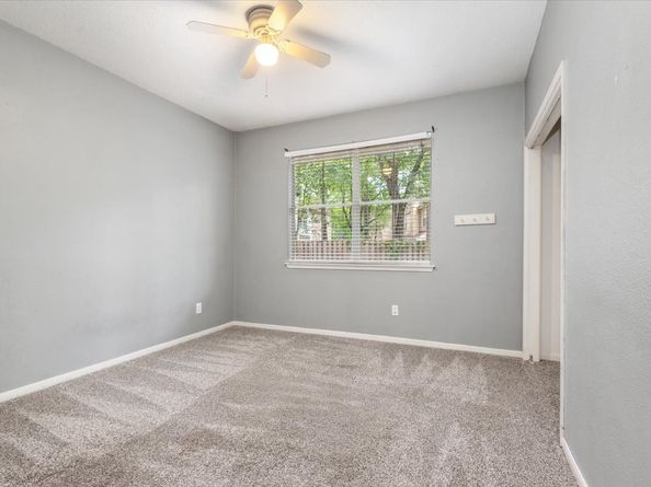 43 Glade Bank Place, The Woodlands TX 77382