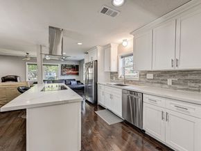 3906 Beggs Street, Houston TX 77009