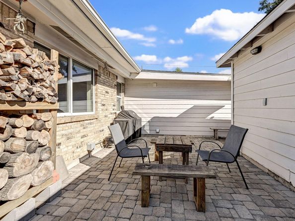 3906 Beggs Street, Houston TX 77009