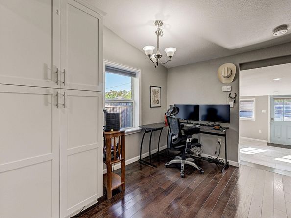 3906 Beggs Street, Houston TX 77009