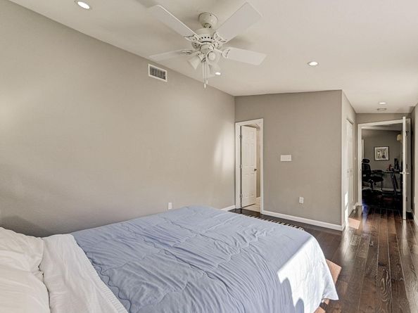 3906 Beggs Street, Houston TX 77009