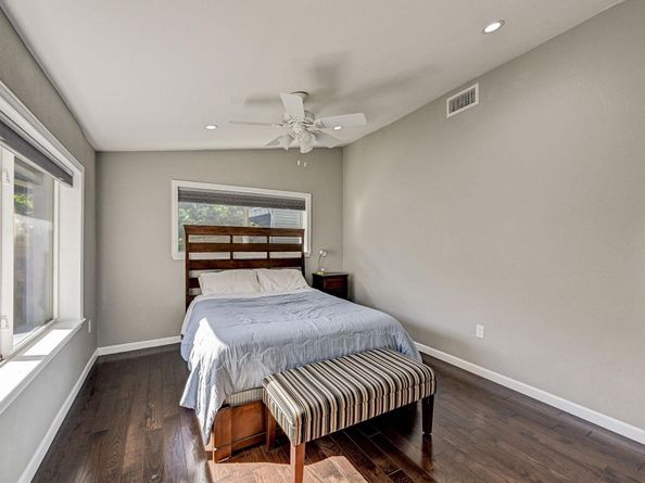 3906 Beggs Street, Houston TX 77009
