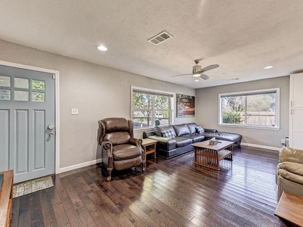 3906 Beggs Street, Houston TX 77009