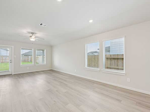 18639 Presswood Way Drive, New Caney TX 77357