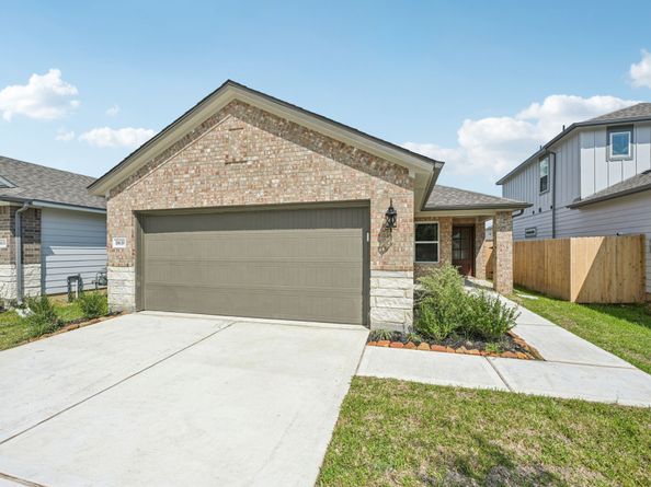18639 Presswood Way Drive, New Caney TX 77357
