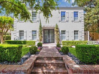 2114 Wroxton Road