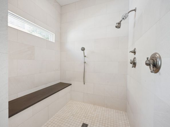 2114 Wroxton Road, Houston TX 77005