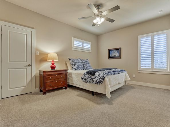 35 Pondera Point Drive, The Woodlands TX 77375