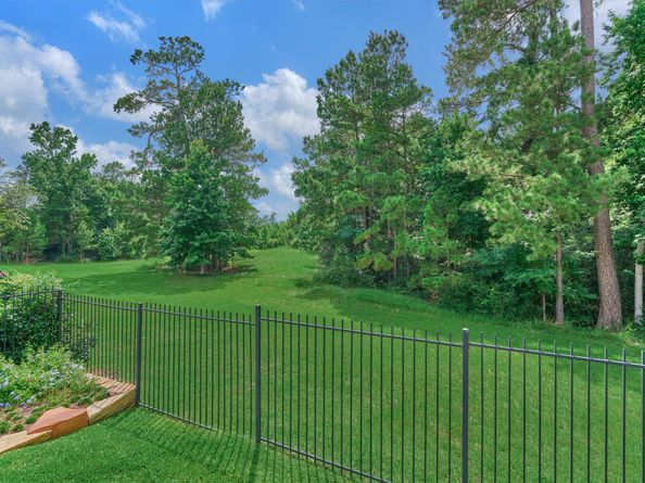 35 Pondera Point Drive, The Woodlands TX 77375