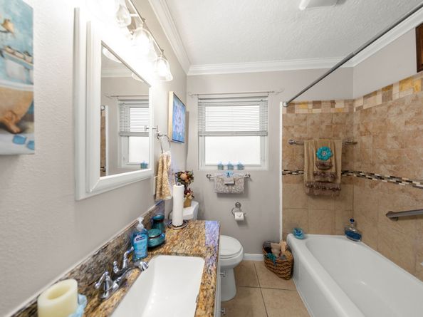 10128 Homestead Road, Houston TX 77016