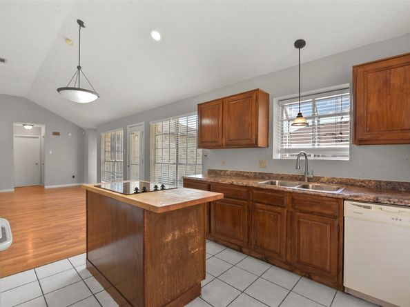 16914 Applecross Lane, Houston TX 77084