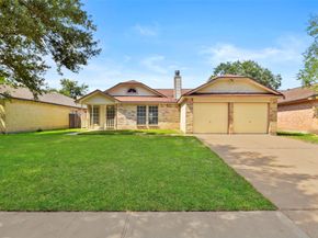 16914 Applecross Lane, Houston TX 77084