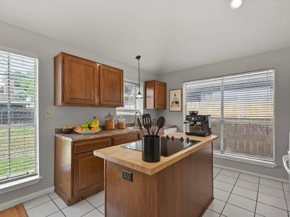 16914 Applecross Lane, Houston TX 77084