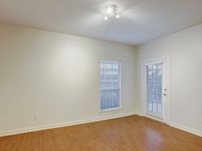 16 Stalynn Lane, Houston TX 77027