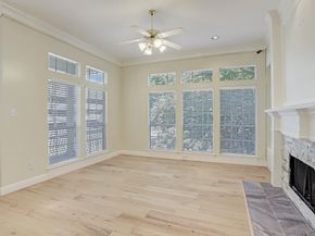 16 Stalynn Lane, Houston TX 77027