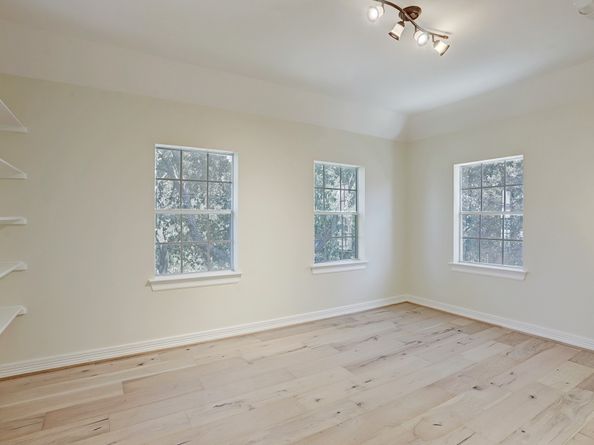 16 Stalynn Lane, Houston TX 77027