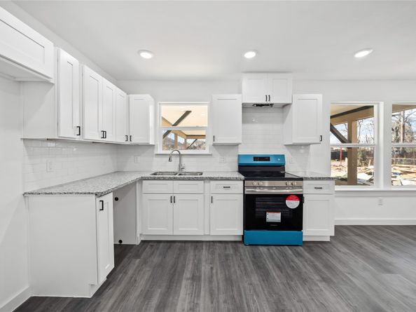 7904 Shotwell Street, Houston TX 77016