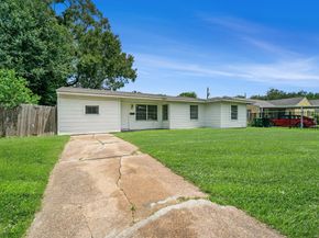 5911 Kenilwood Drive, Houston TX 77033