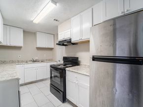 5911 Kenilwood Drive, Houston TX 77033
