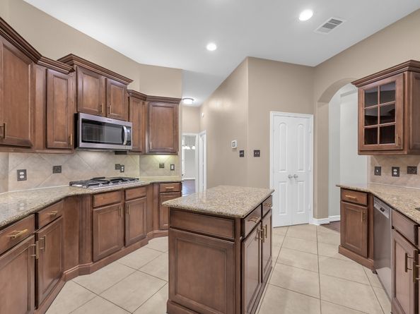 28314 Shining Creek Lane, Spring TX 77386