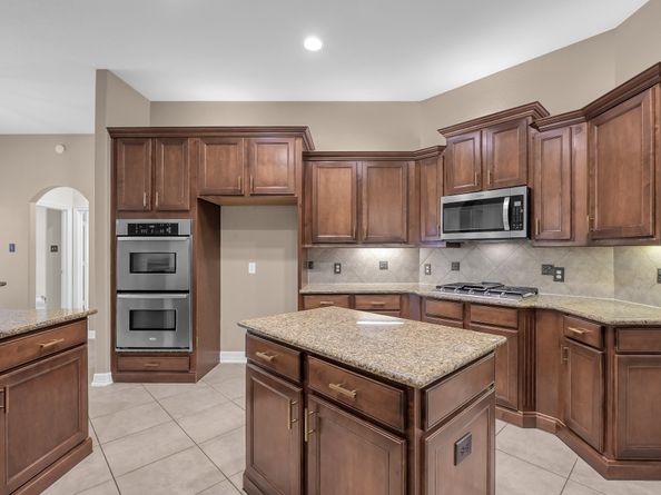 28314 Shining Creek Lane, Spring TX 77386