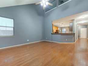 2931 Meadowglen Cove, Houston TX 77082