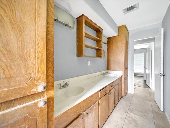3225 Bostic Street, Houston TX 77093