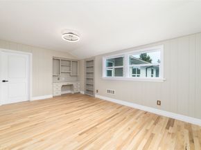 2302 Brooktree Drive, Houston TX 77008