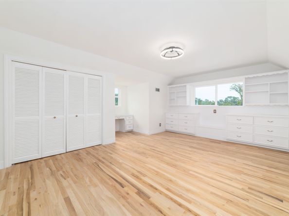2302 Brooktree Drive, Houston TX 77008