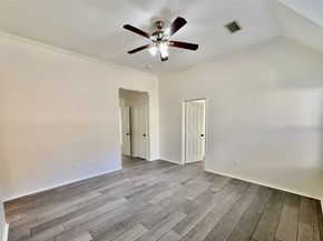 11 Lyreleaf, The Woodlands TX 77382