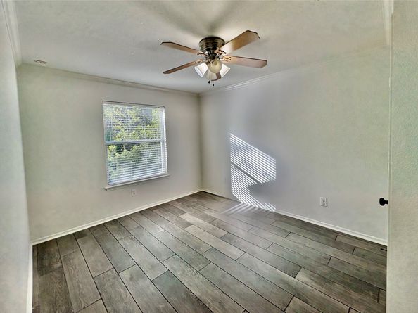 11 Lyreleaf, The Woodlands TX 77382