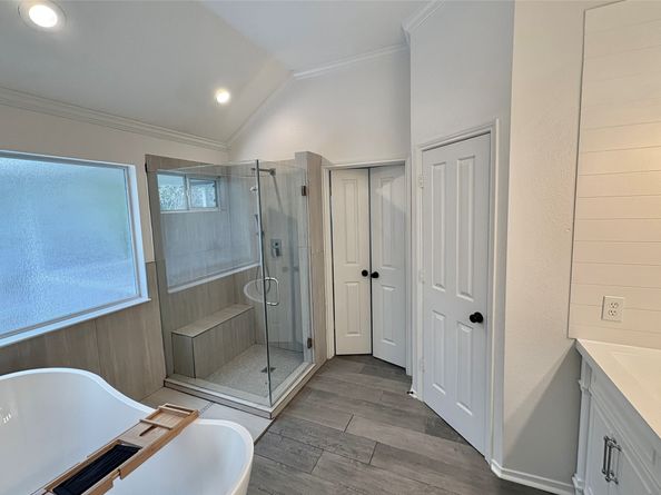 11 Lyreleaf, The Woodlands TX 77382