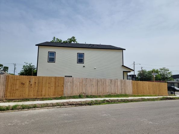 6014 Grace Lane A/B, Houston TX 77021
