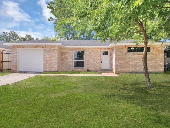 714 Ivy Hollow Street, Channelview TX 77530