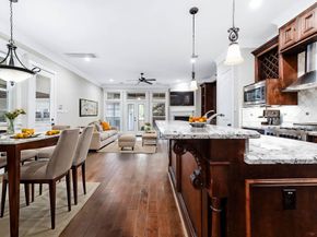 805 Columbia Street, Houston TX 77007