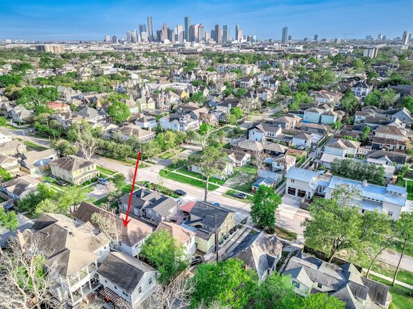 805 Columbia Street, Houston TX 77007