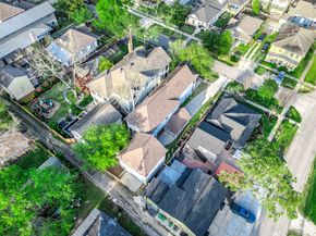 805 Columbia Street, Houston TX 77007