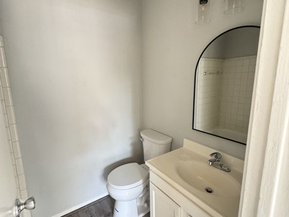 8926 Valley Side Drive, Houston TX 77078