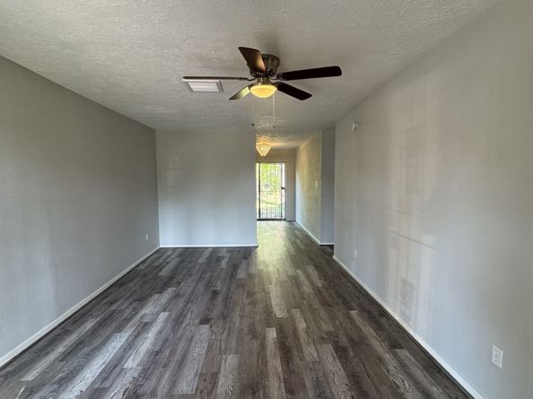 8926 Valley Side Drive, Houston TX 77078