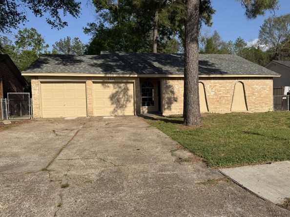 8926 Valley Side Drive, Houston TX 77078