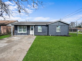3819 King St Street
