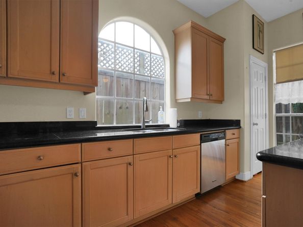 2908 Saint Street, Houston TX 77027
