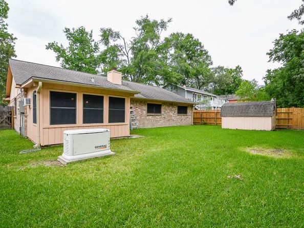 3306 Sycamore Springs Drive, Houston TX 77339