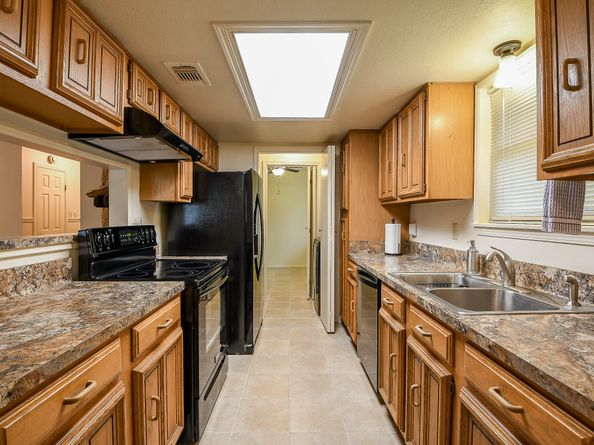 3306 Sycamore Springs Drive, Houston TX 77339