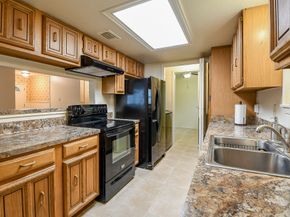 3306 Sycamore Springs Drive, Houston TX 77339