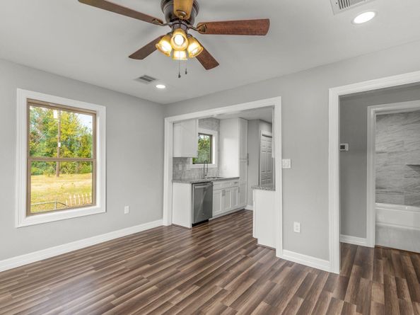 5210 Pickfair Street, Houston TX 77026